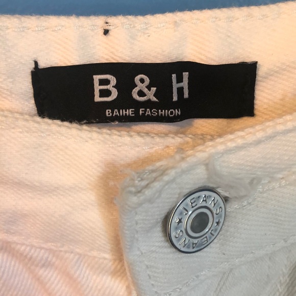 B & H White Fringe Shorts - Picture 2 of 5